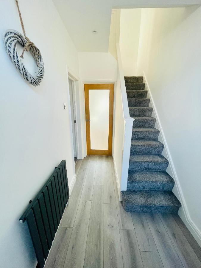 Brand New Modern 3 Bedroom Home Blackpool Luaran gambar